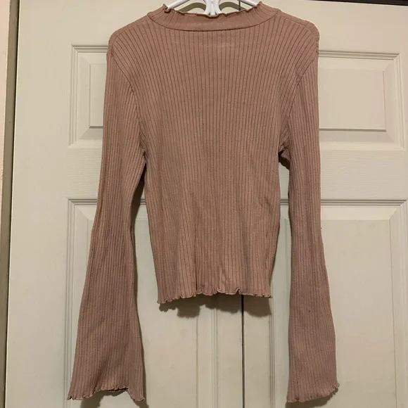 Pink top - Picture 3 of 3